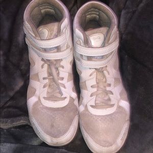 Nfinity cheer shoes